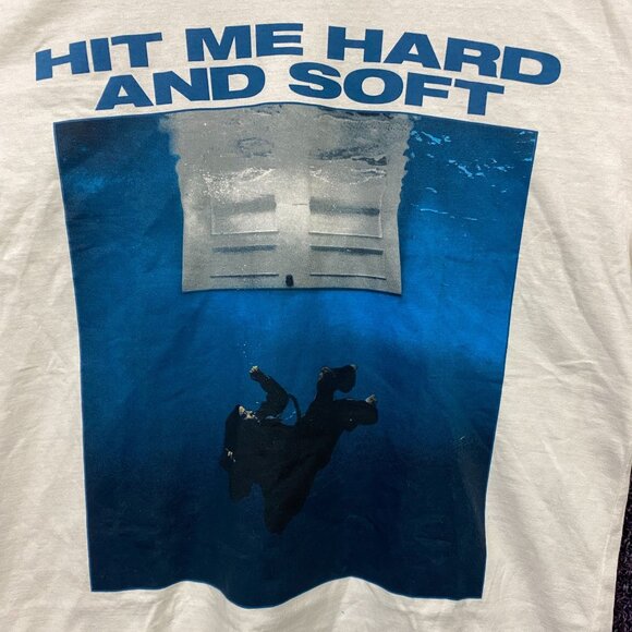 Billie Eilish Hit Me Hard and Soft Tshirt size large - Picture 2 of 4